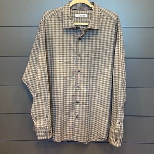 Tommy Bahama mens button down shirt Size XL!